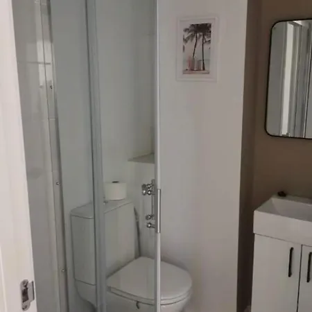 Cozy Flat Next To Valencia Apartament Burjassot